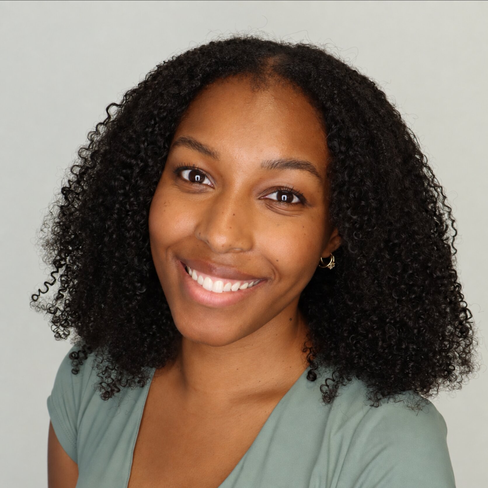 Kia Bell - Author